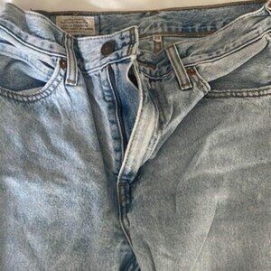 Levi's size 25 women's dad jeans (light wash)
